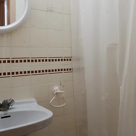 Ξενοδοχείο με διαμερίσματα Abarco Flats